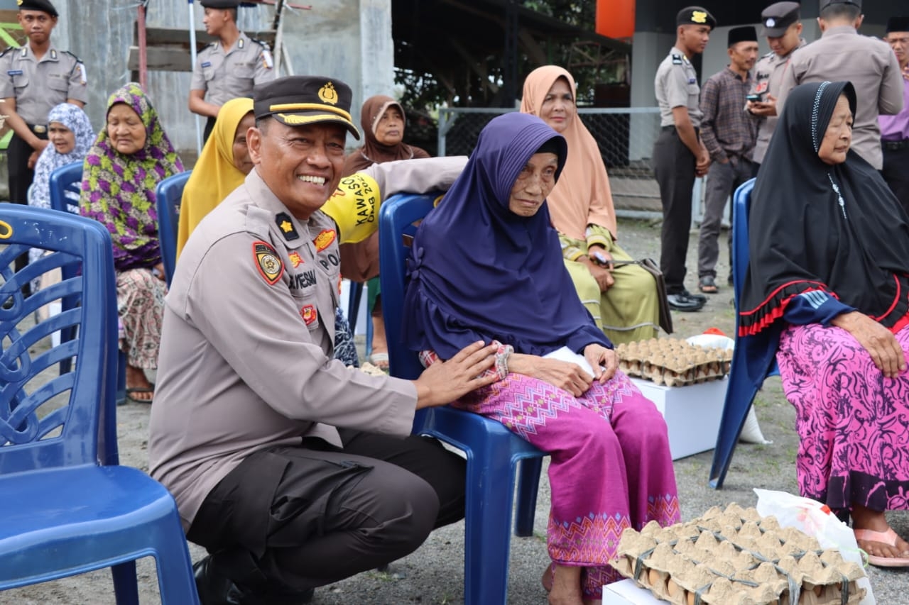 20 Warga Kecamatan Ketol Ucap Syukur Terima Paket Sembako Jumat Barokah Polres Aceh Tengah