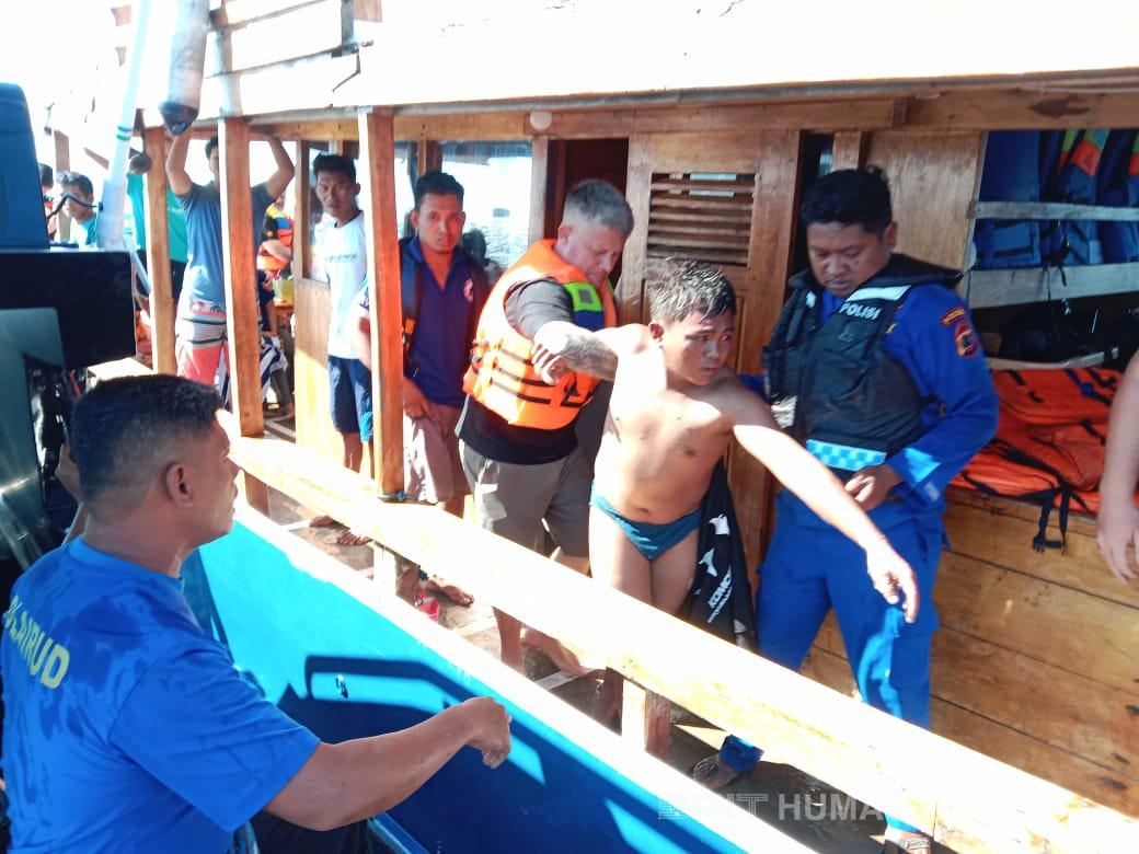 Kapal Patroli Polisi Selamatkan Korban Kebakaran Kapal di Perairan Pulau Penga