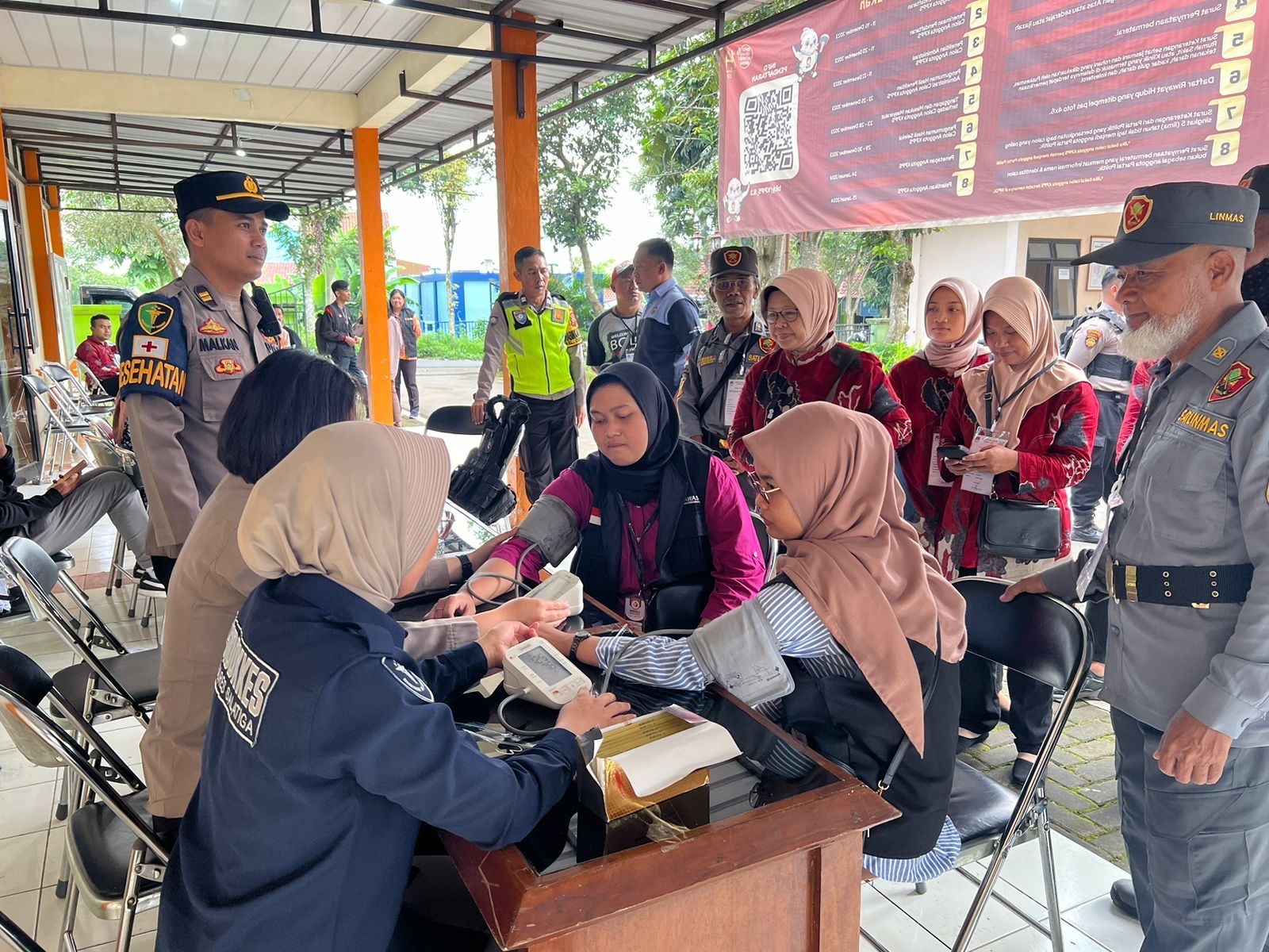 Anggota KPPS di Jateng Berterima Kasih ke Polisi Atas Pemberian Layanan Kesehatan Saat Pemilu