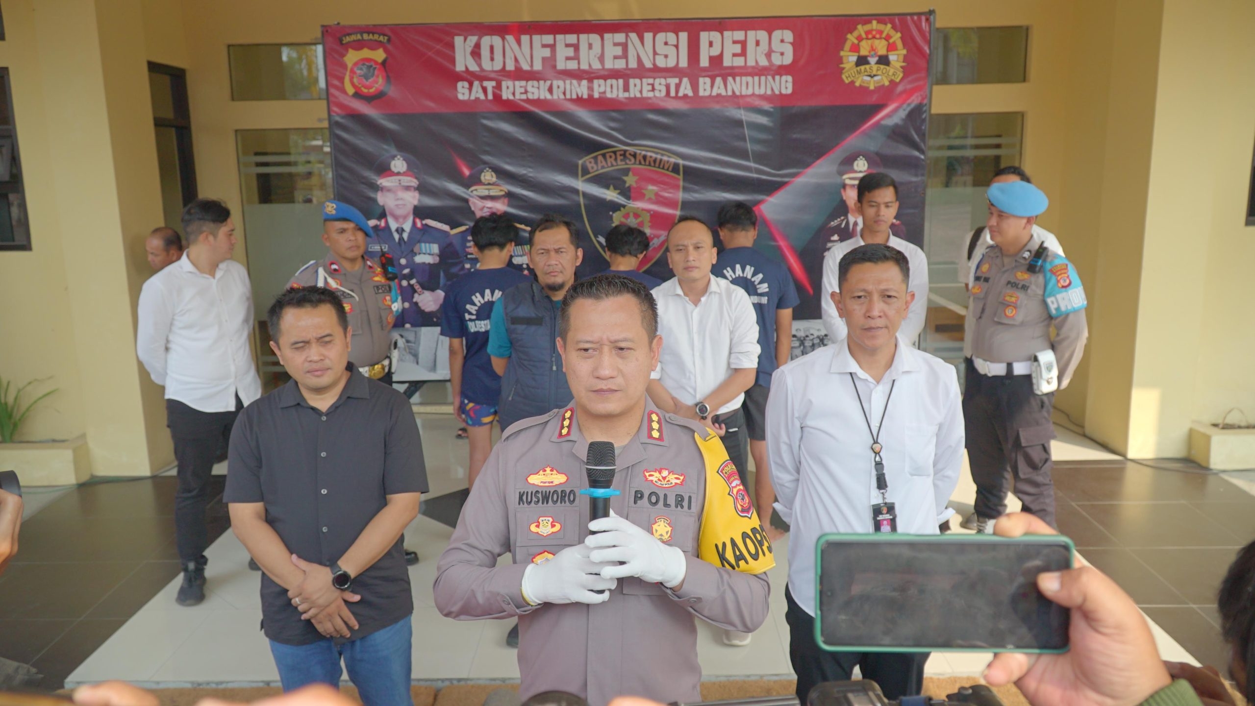 Kurang Dari 24 Jam, Polresta Bandung Berhasil Menangkap Para Pelaku Pembacokan Yang Terjadi di Cicalengka